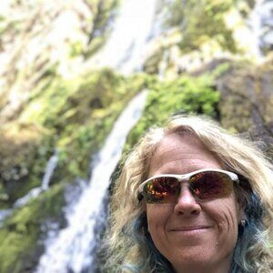 Meet your Posher, Wendy